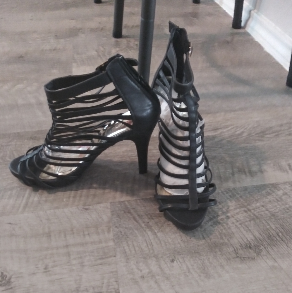Women size 9 shoes
